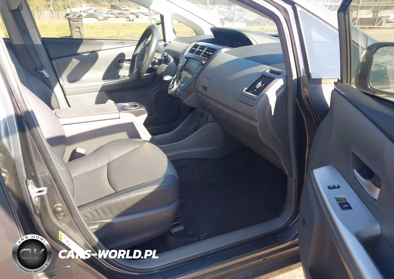 2012 Toyota Prius V Five VIN:JTDZN3EU5C3050448 - 5