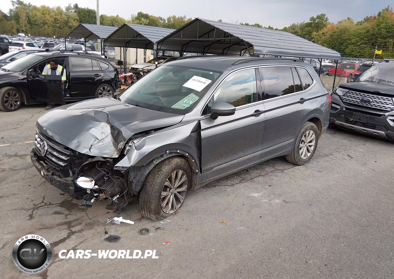 2018 Volkswagen Tiguan 2.0T Se-2.0T Sel VIN:3VV2B7AX5JM058502 - 2