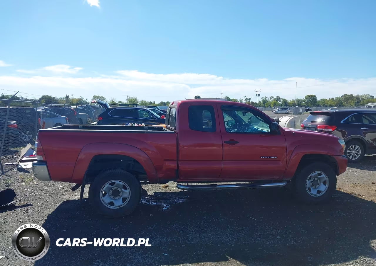 2013 Toyota Tacoma Base V6 VIN:5TFUU4EN4DX062404 - 14