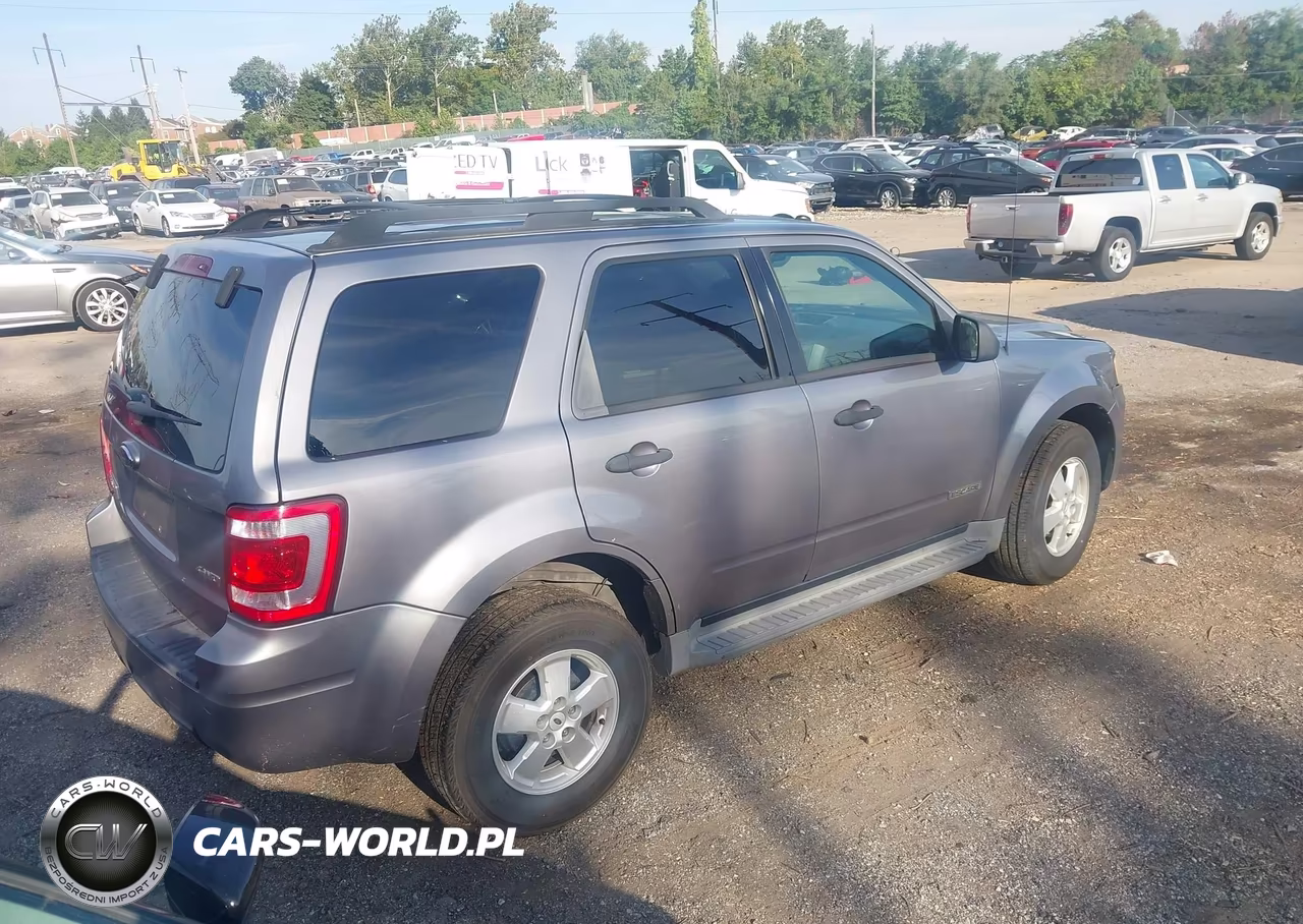 2008 Ford Escape Xlt VIN:1FMCU93Z78KE11262 - 4