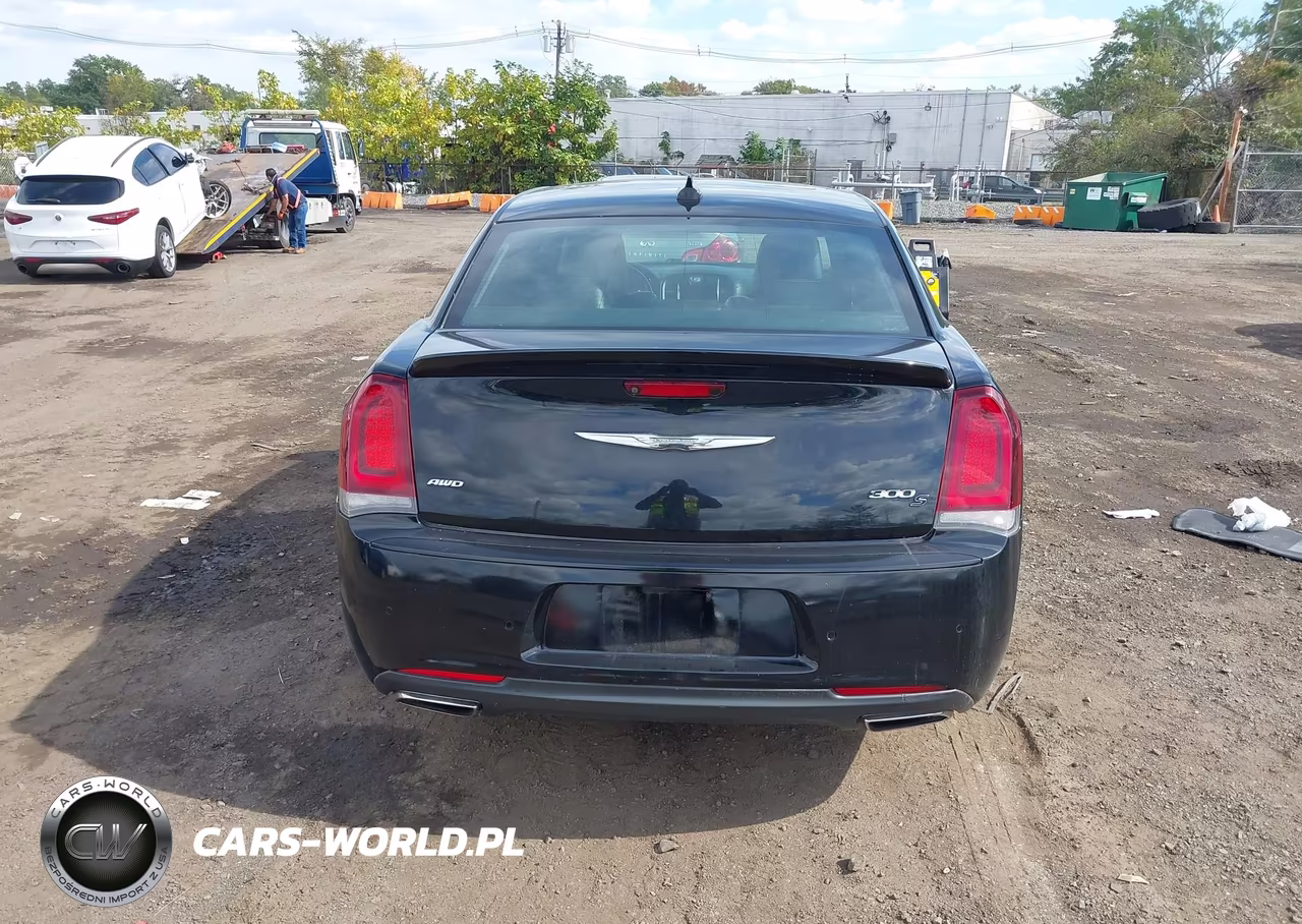 2018 Chrysler 300 300S Awd VIN:2C3CCAGG6JH331132 - 16