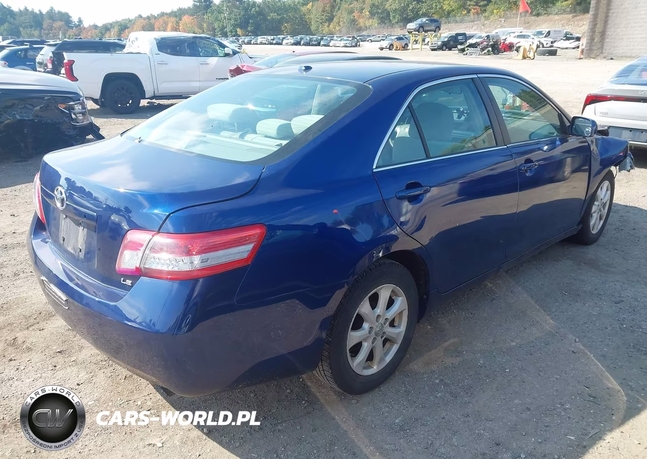2011 Toyota Camry Le VIN:4T4BF3EKXBR099927 - 4