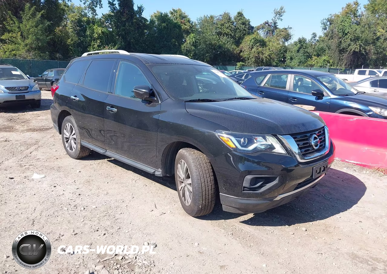 2017 Nissan Pathfinder S