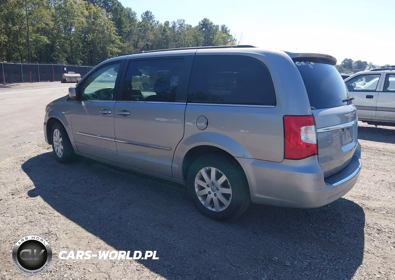 2016 Chrysler Town & Country Touring VIN:2C4RC1BG4GR199178 - 3