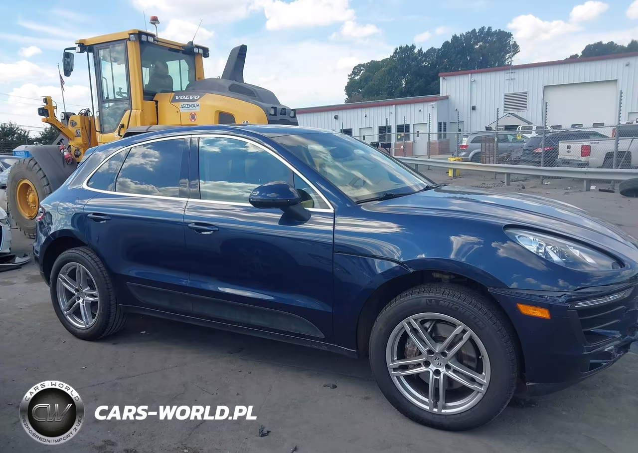2015 Porsche Macan S VIN:WP1AB2A53FLB71030 - 13