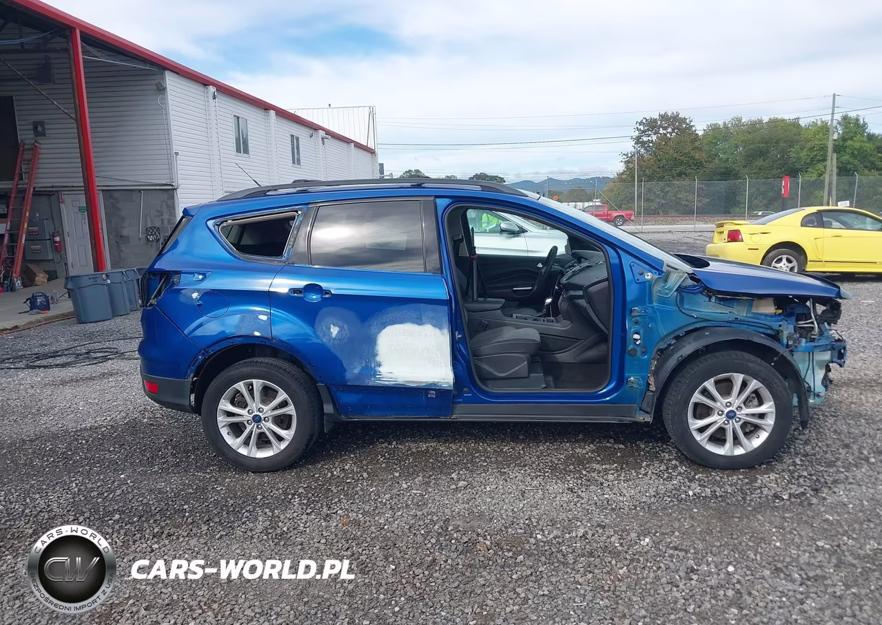 2018 Ford Escape Se VIN:1FMCU9GD9JUA65837 - 14