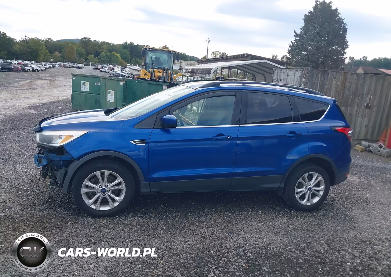 2018 Ford Escape Se VIN:1FMCU9GD9JUA65837 - 15