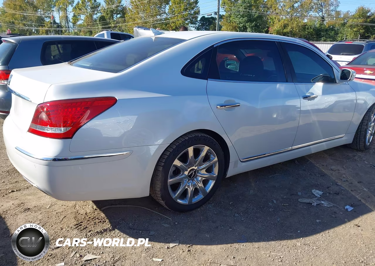 2013 Hyundai Equus Signature VIN:KMHGH4JH7DU060709 - 4