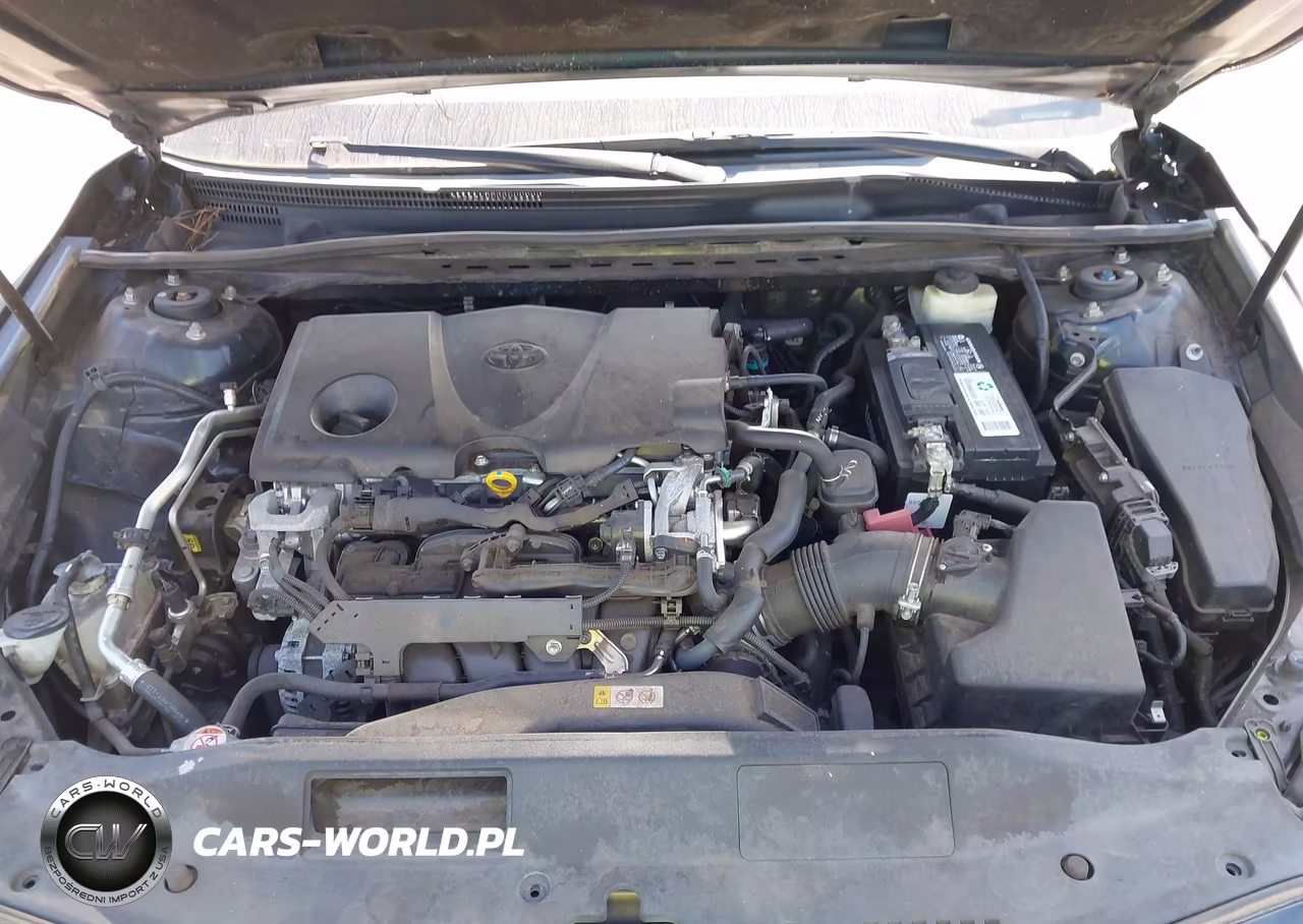 2018 Toyota Camry Le VIN:4T1B11HK6JU537852 - 10