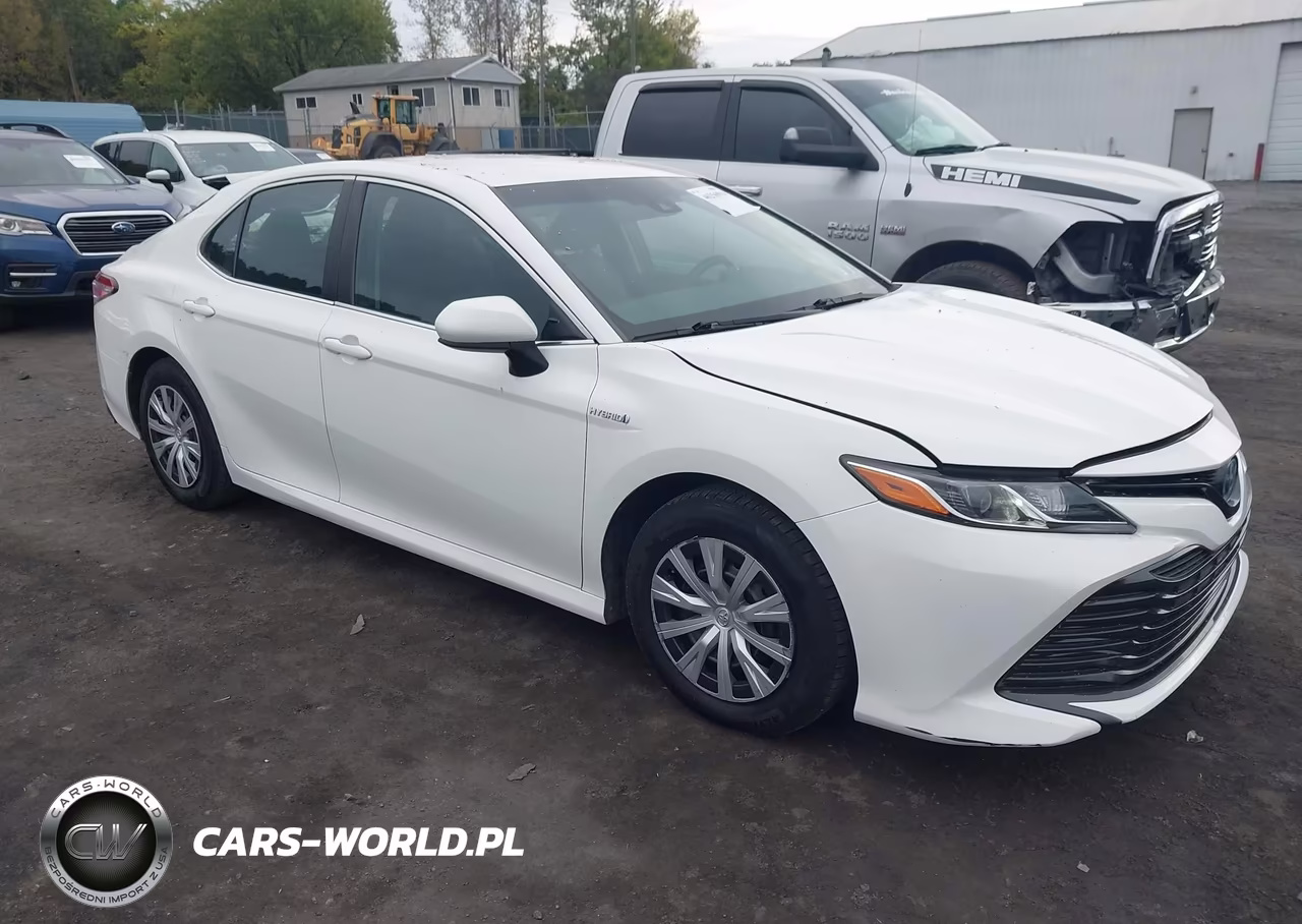 2018 Toyota Camry Hybrid Le