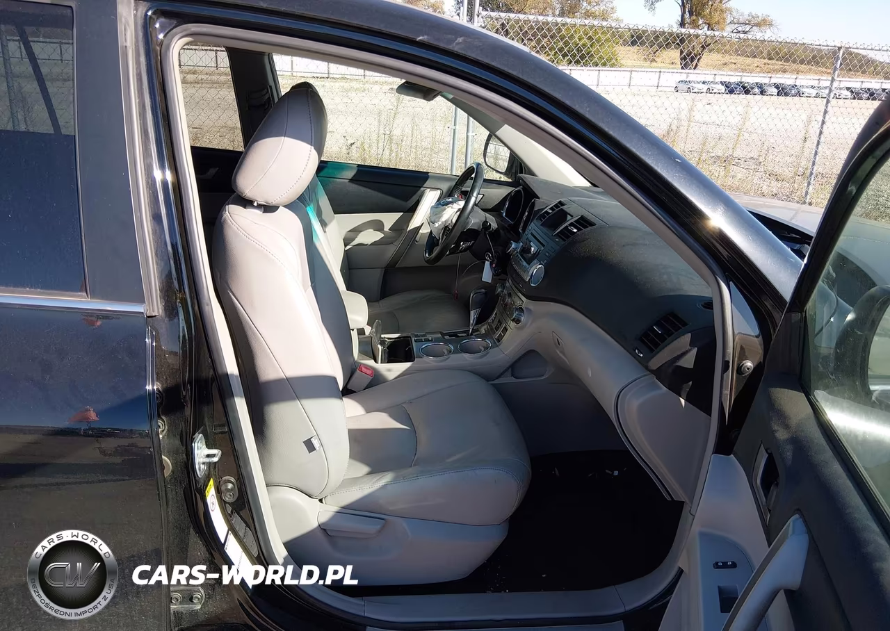 2012 Toyota Highlander Se V6 VIN:5TDBK3EHXCS160049 - 5
