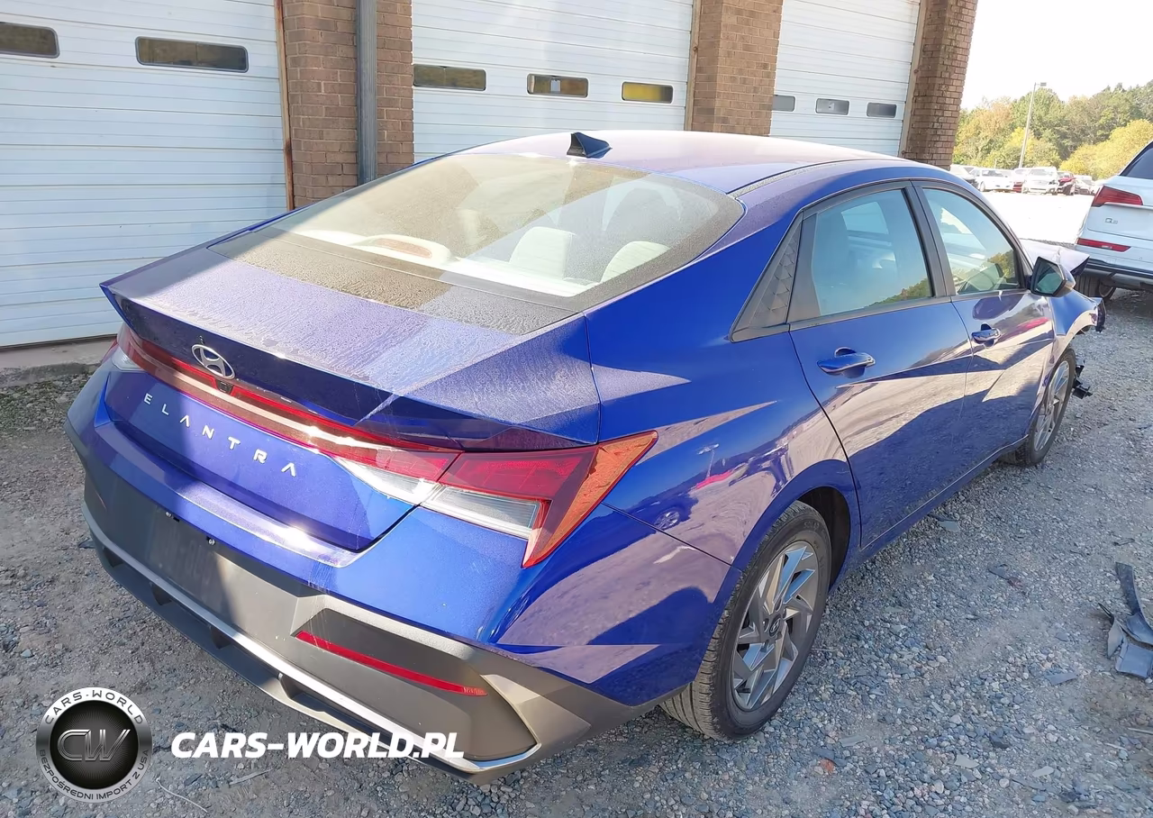 2024 Hyundai Elantra Sel VIN:KMHLM4DG8RU659753 - 4