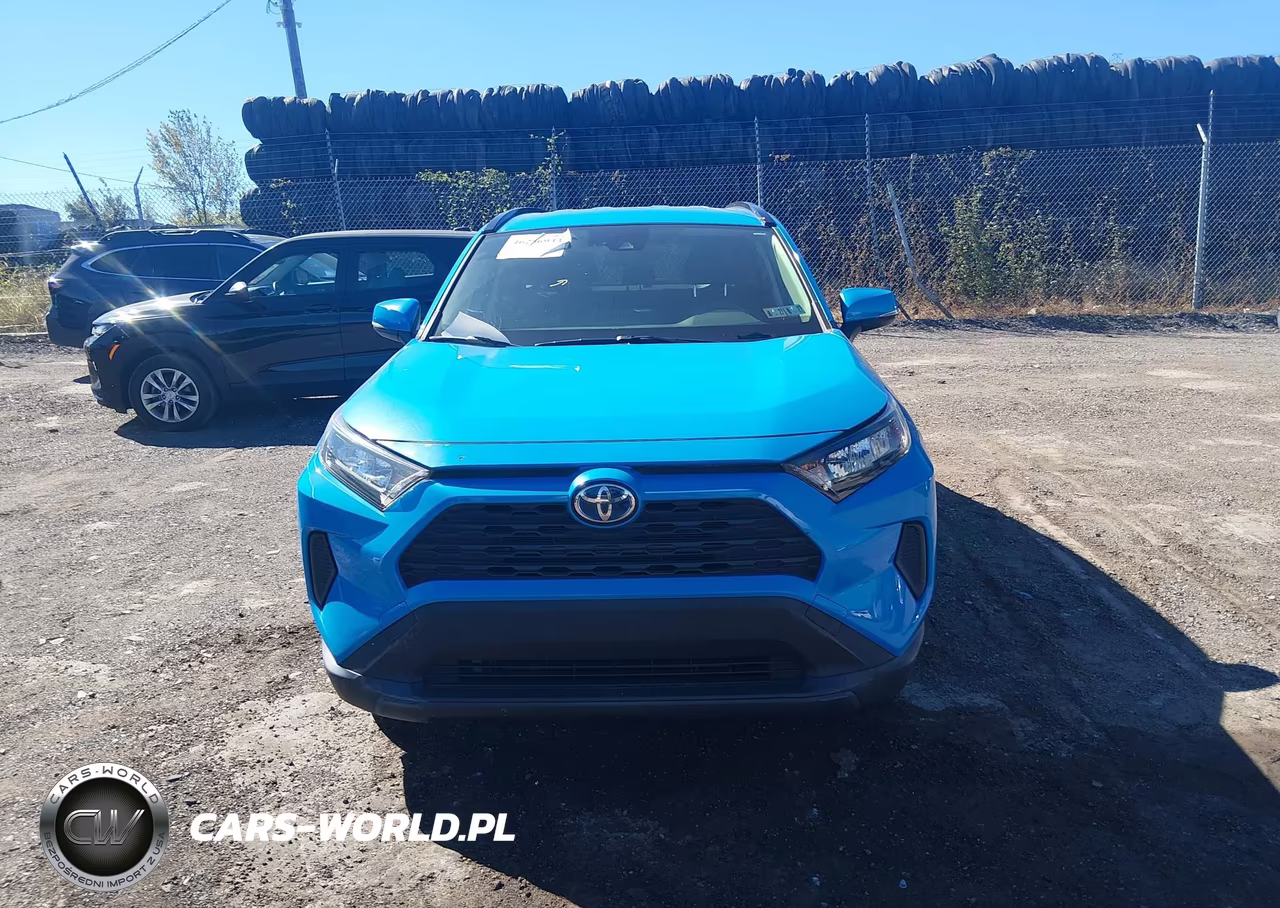 2020 Toyota Rav4 Hybrid Le VIN:JTMMWRFV6LD073247 - 12