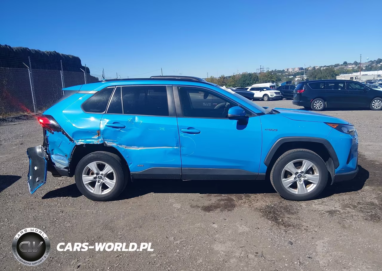 2020 Toyota Rav4 Hybrid Le VIN:JTMMWRFV6LD073247 - 13