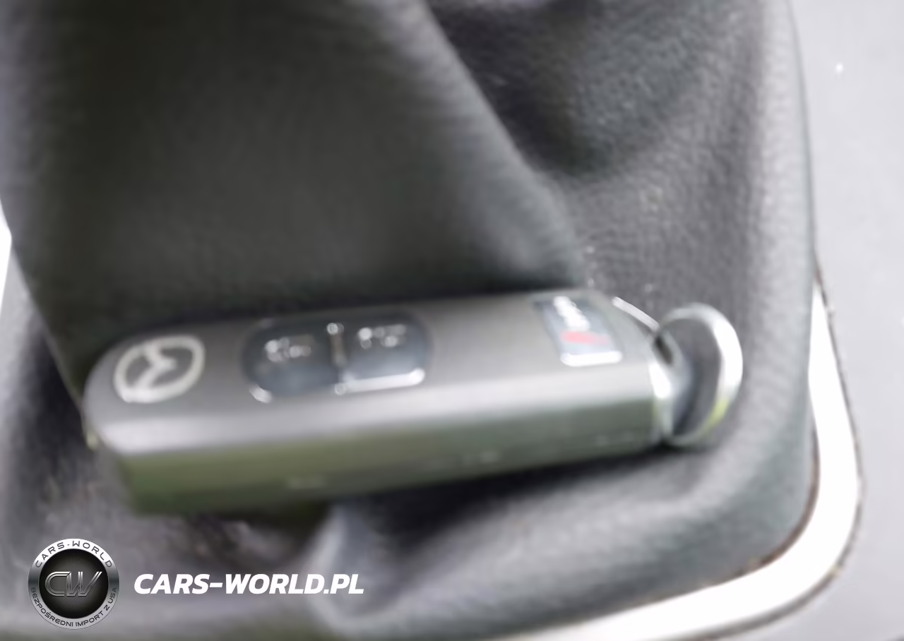 2013 Mazda Mazda3 I Touring VIN:JM1BL1L7XD1764002 - 11
