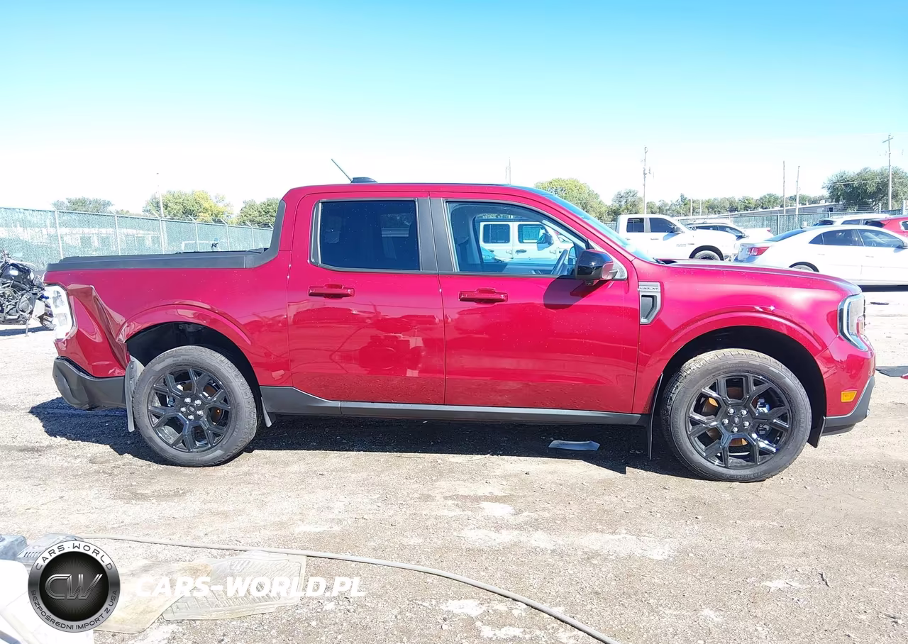 2026 Ford Maverick Lariat VIN:3FTTW8S36TRB05809 - 13