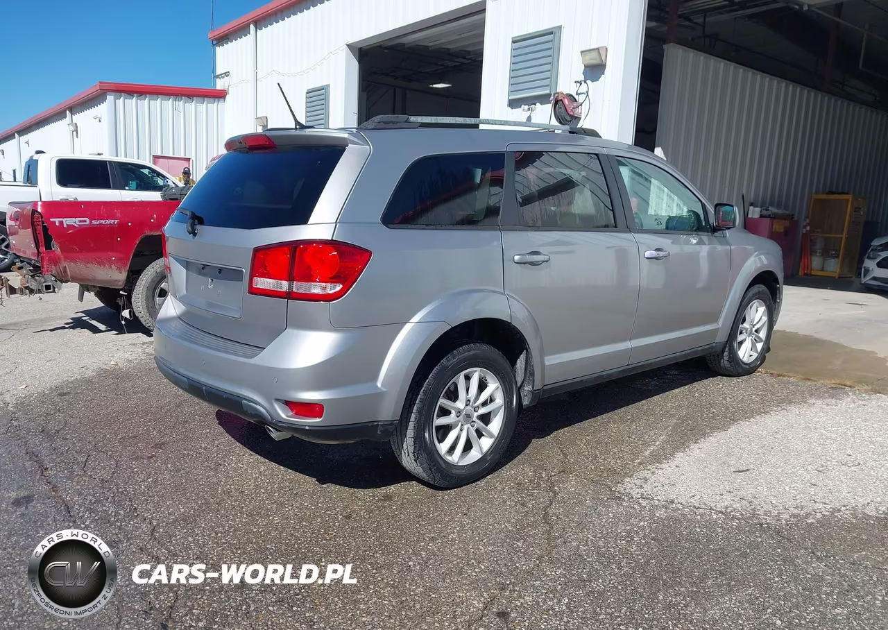 2018 Dodge Journey Sxt VIN:3C4PDCBG2JT324781 - 4
