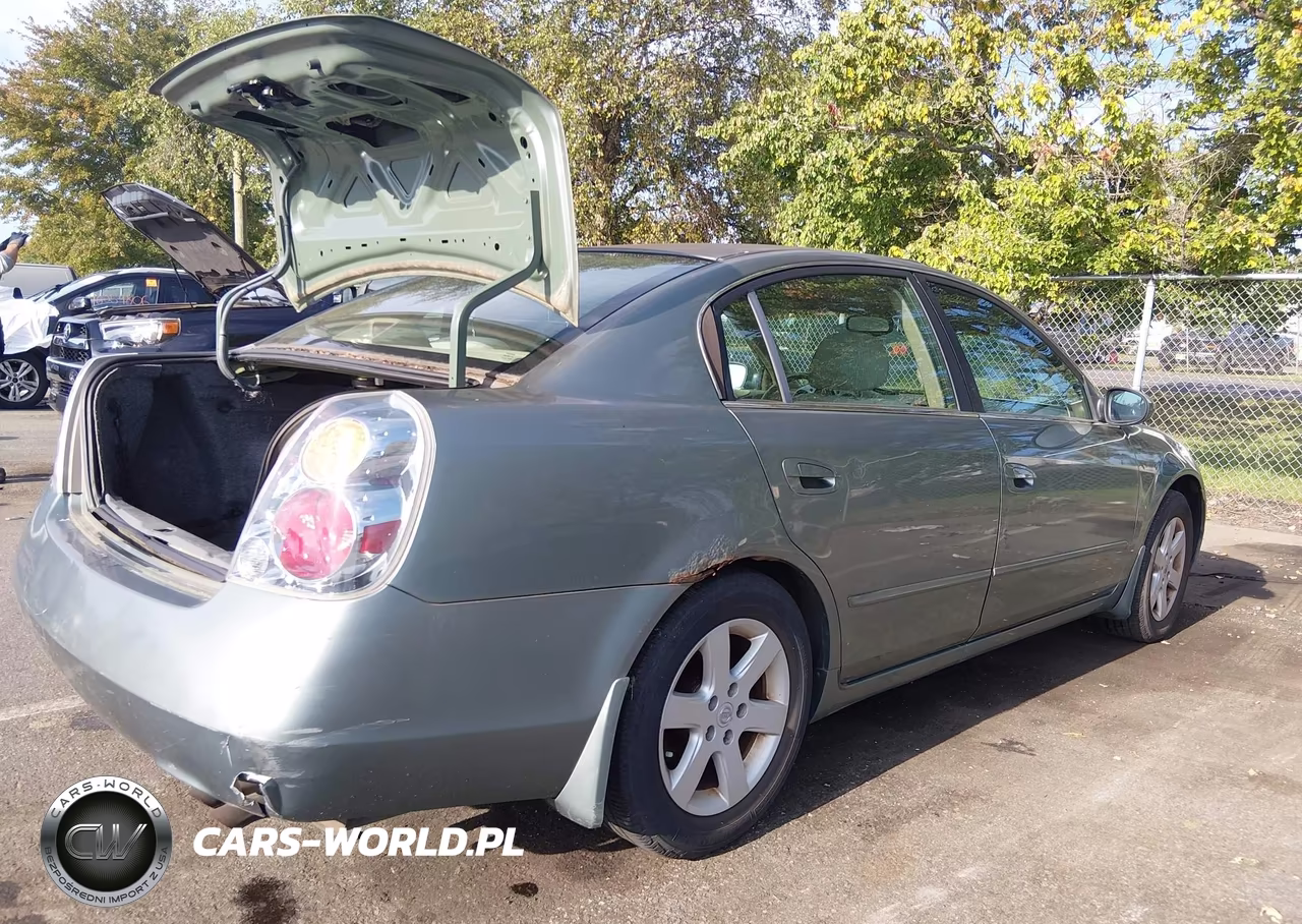 2004 Nissan Altima 2.5 S VIN:1N4AL11D34C192821 - 4