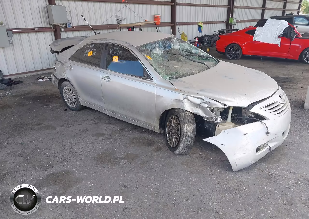 2009 Toyota Camry Le – zdjęcie 1 z 16