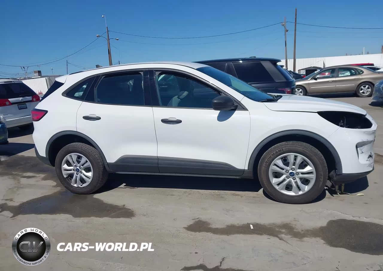 2021 Ford Escape S VIN:1FMCU9F6XMUA50867 - 13