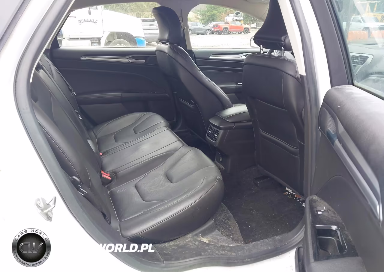 2016 Ford Fusion Titanium VIN:3FA6P0K95GR135816 - 8
