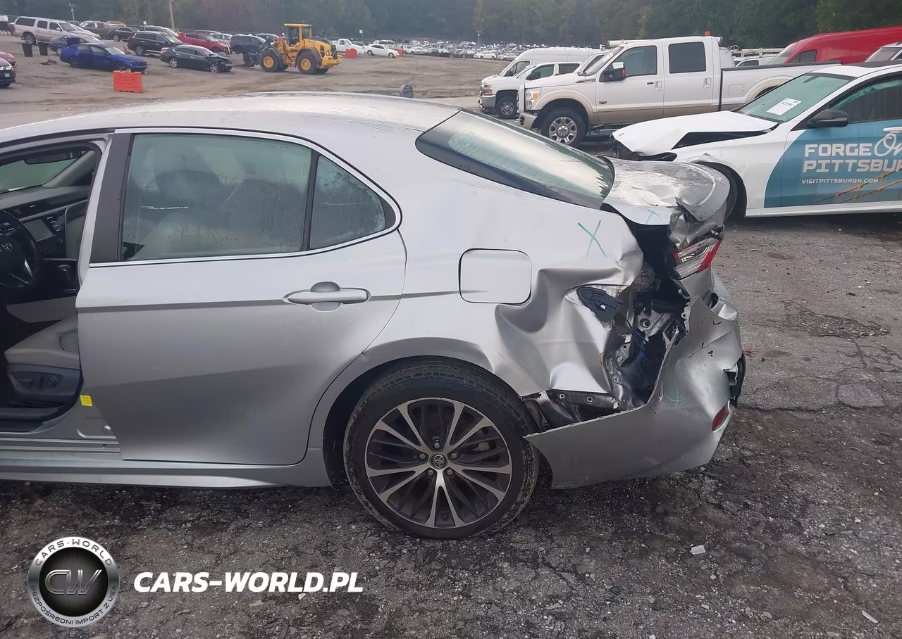 2018 Toyota Camry Se VIN:4T1B11HK6JU584198 - 6