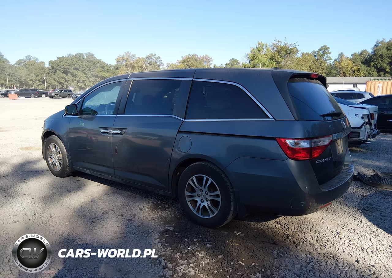 2013 Honda Odyssey Ex-L VIN:5FNRL5H64DB046104 - 3