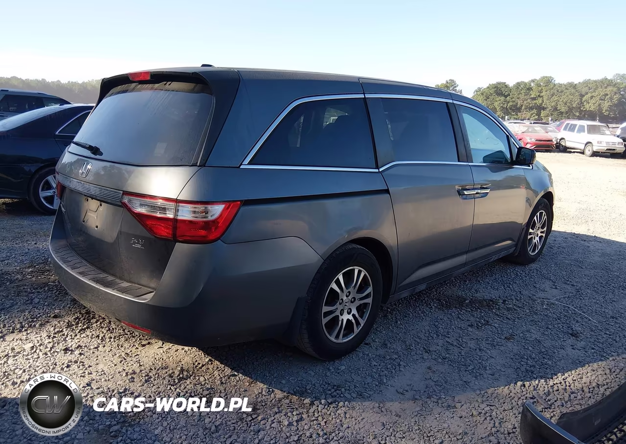 2013 Honda Odyssey Ex-L VIN:5FNRL5H64DB046104 - 4