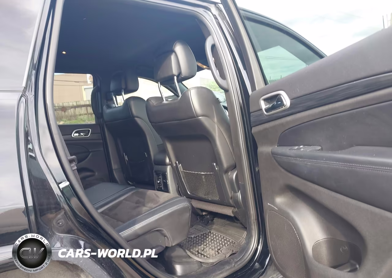 2020 Jeep Grand Cherokee Altitude 4X4 VIN:1C4RJFAG4LC327118 - 8