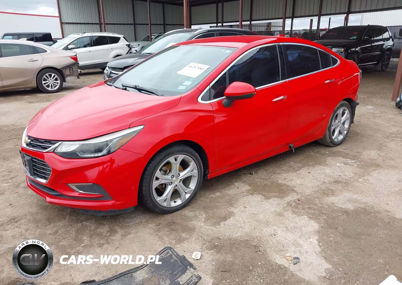 2018 Chevrolet Cruze Premier Auto VIN:1G1BF5SM9J7180715 - 2