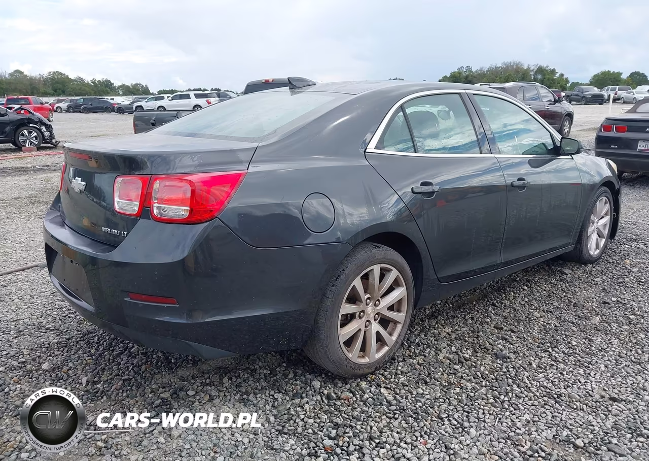 2015 Chevrolet Malibu 2Lt VIN:1G11D5SL3FF162121 - 4