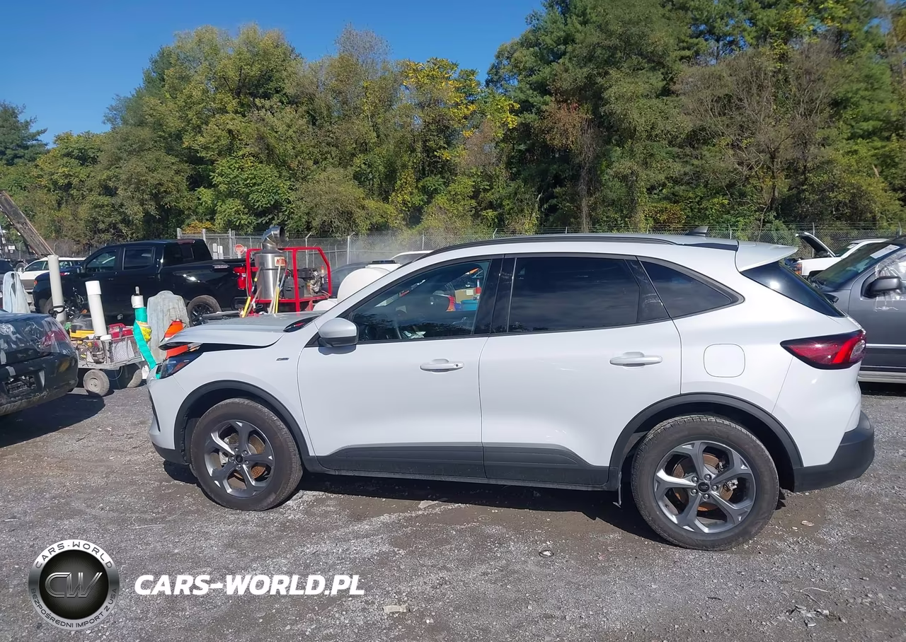 2025 Ford Escape St-Line Select VIN:1FMCU9NA5SUB30967 - 14