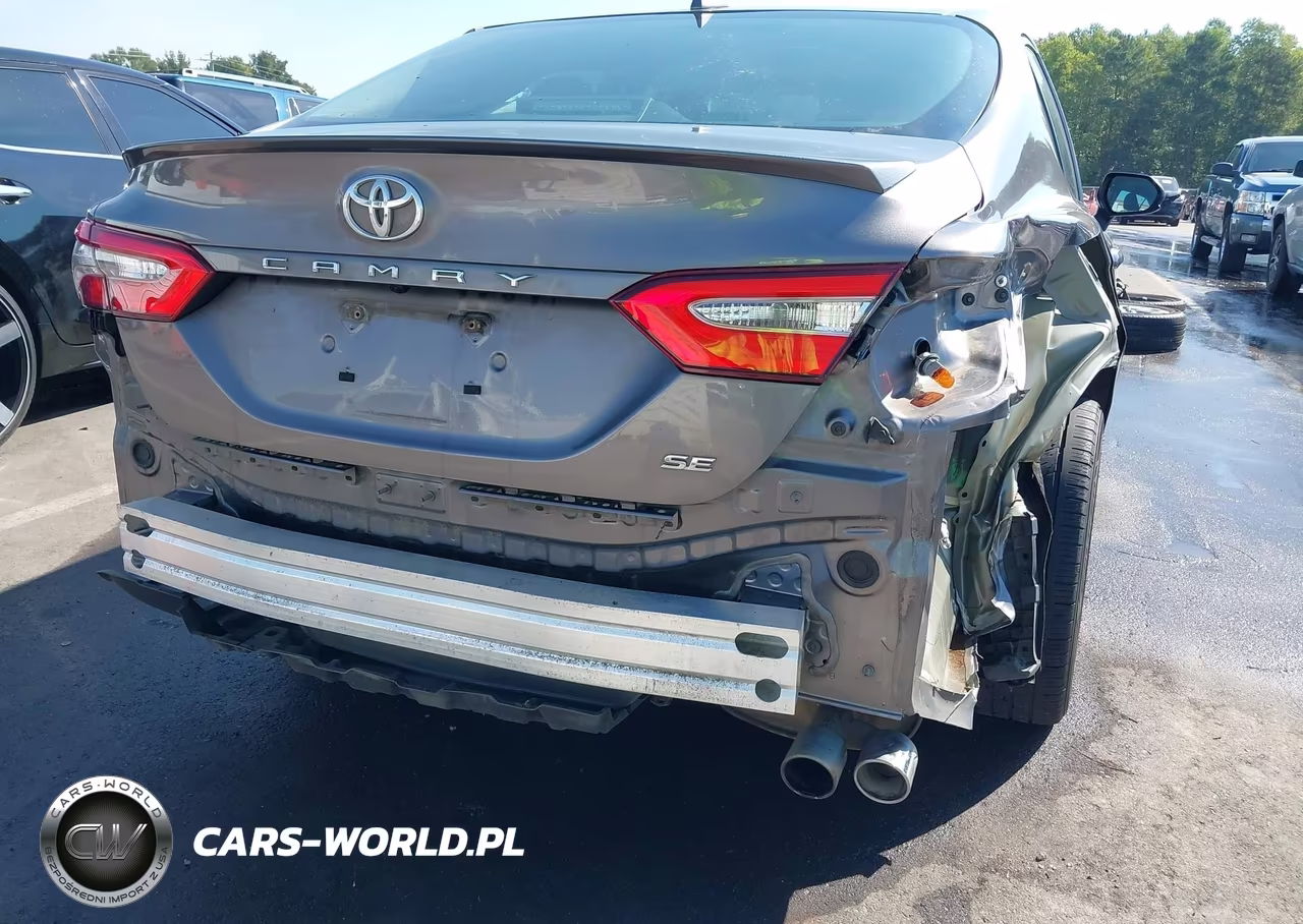2019 Toyota Camry Se VIN:4T1B11HK3KU692120 - 18