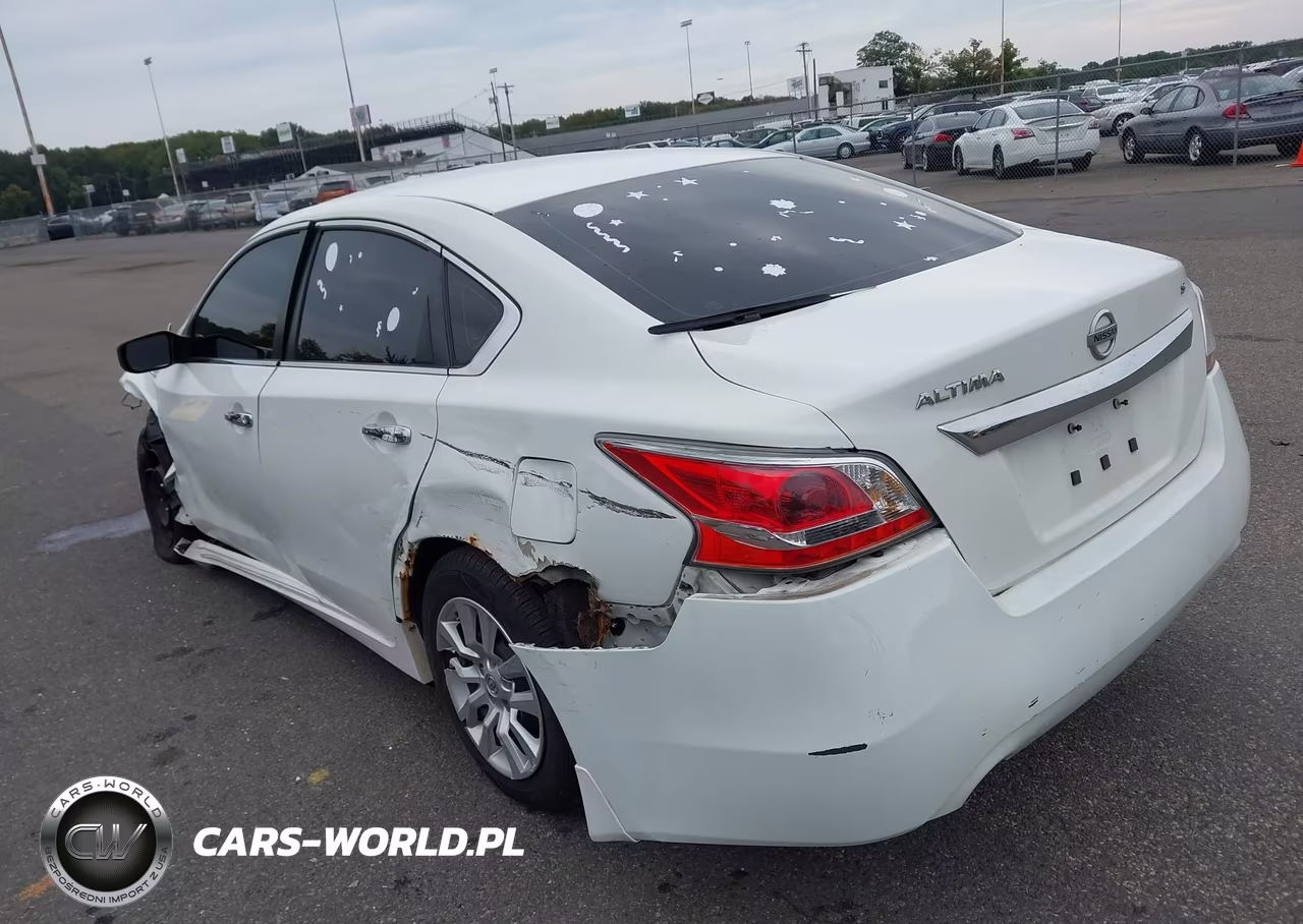 2015 Nissan Altima 2.5 S VIN:1N4AL3AP0FN392150 - 3