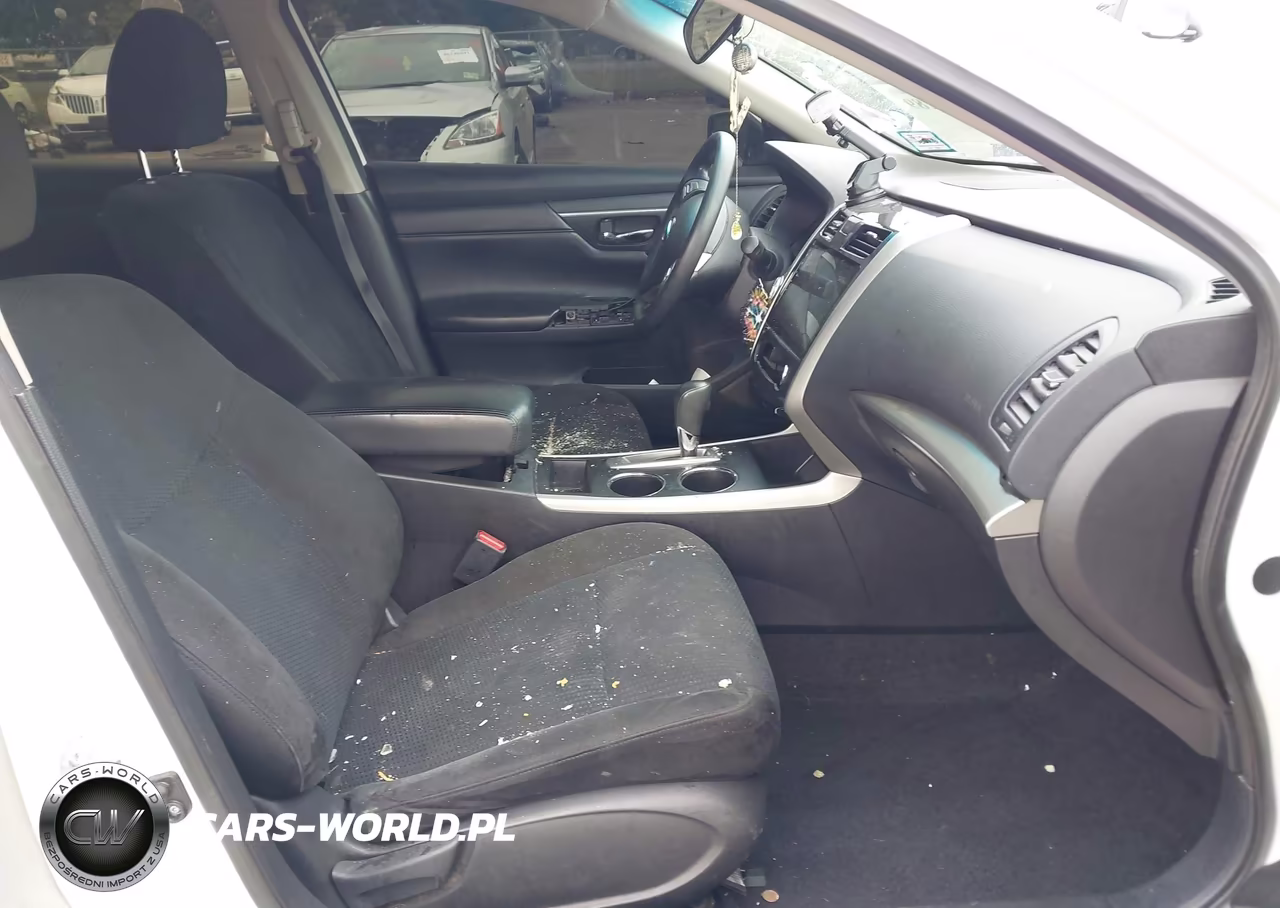 2015 Nissan Altima 2.5 S VIN:1N4AL3AP0FN392150 - 5