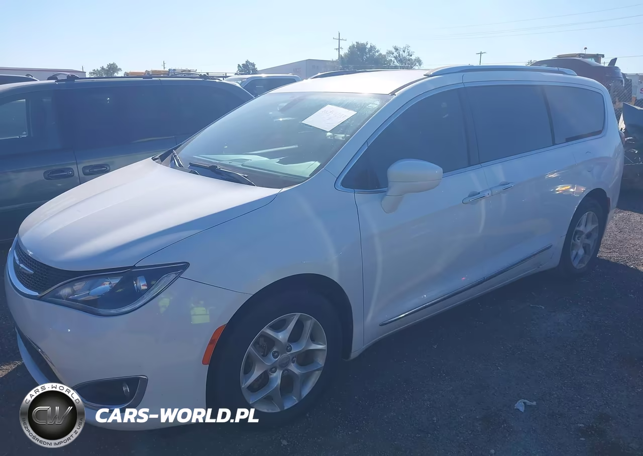 2018 Chrysler Pacifica Touring L VIN:2C4RC1BG5JR234706 - 6