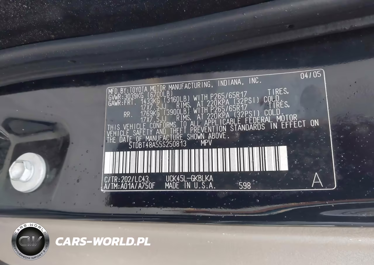2005 Toyota Sequoia Limited V8 VIN:5TDBT48A55S250813 - 9