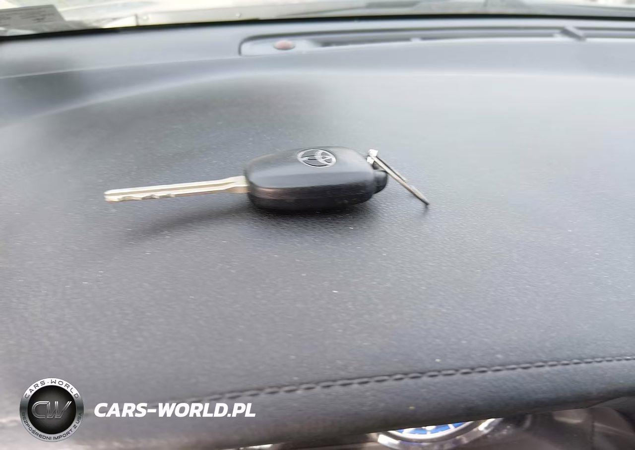 2019 Toyota Corolla Le VIN:2T1BURHE4KC138750 - 11