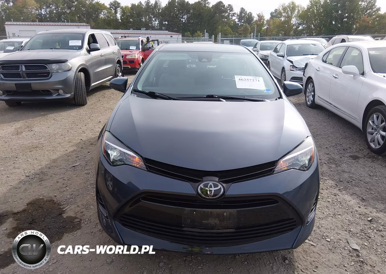 2019 Toyota Corolla Le VIN:2T1BURHE4KC138750 - 12