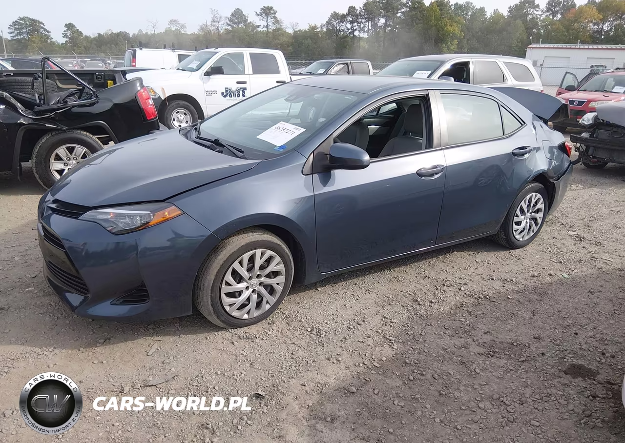 2019 Toyota Corolla Le VIN:2T1BURHE4KC138750 - 2
