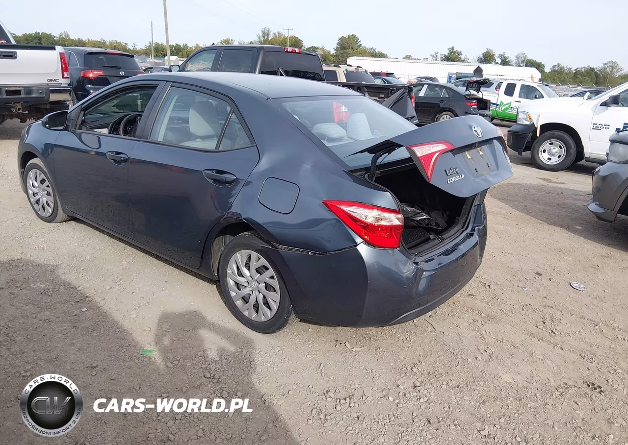 2019 Toyota Corolla Le VIN:2T1BURHE4KC138750 - 3
