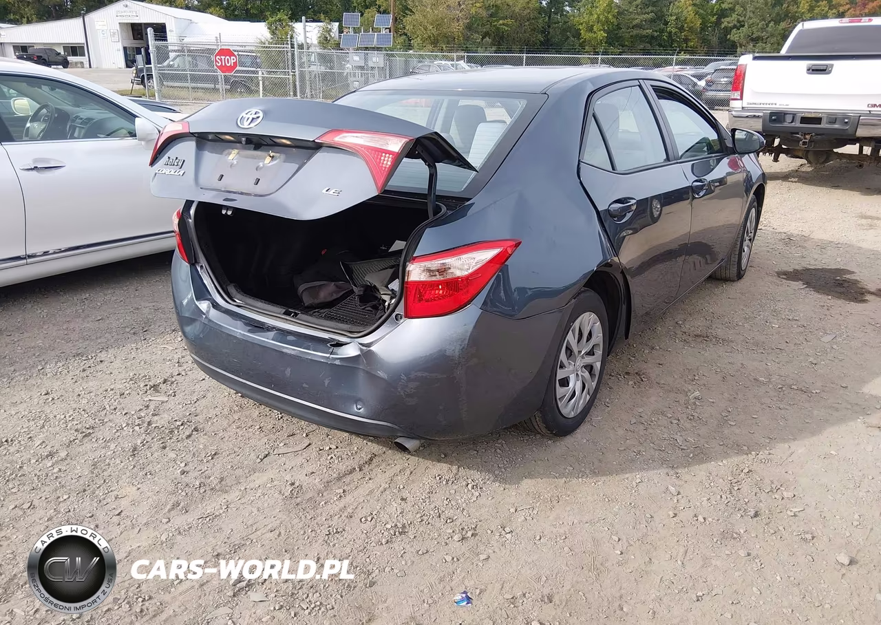 2019 Toyota Corolla Le VIN:2T1BURHE4KC138750 - 4