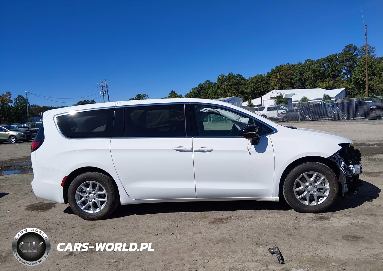 2027 Chrysler Pacifica VIN:2C4RC1BG8VR579511 - 14