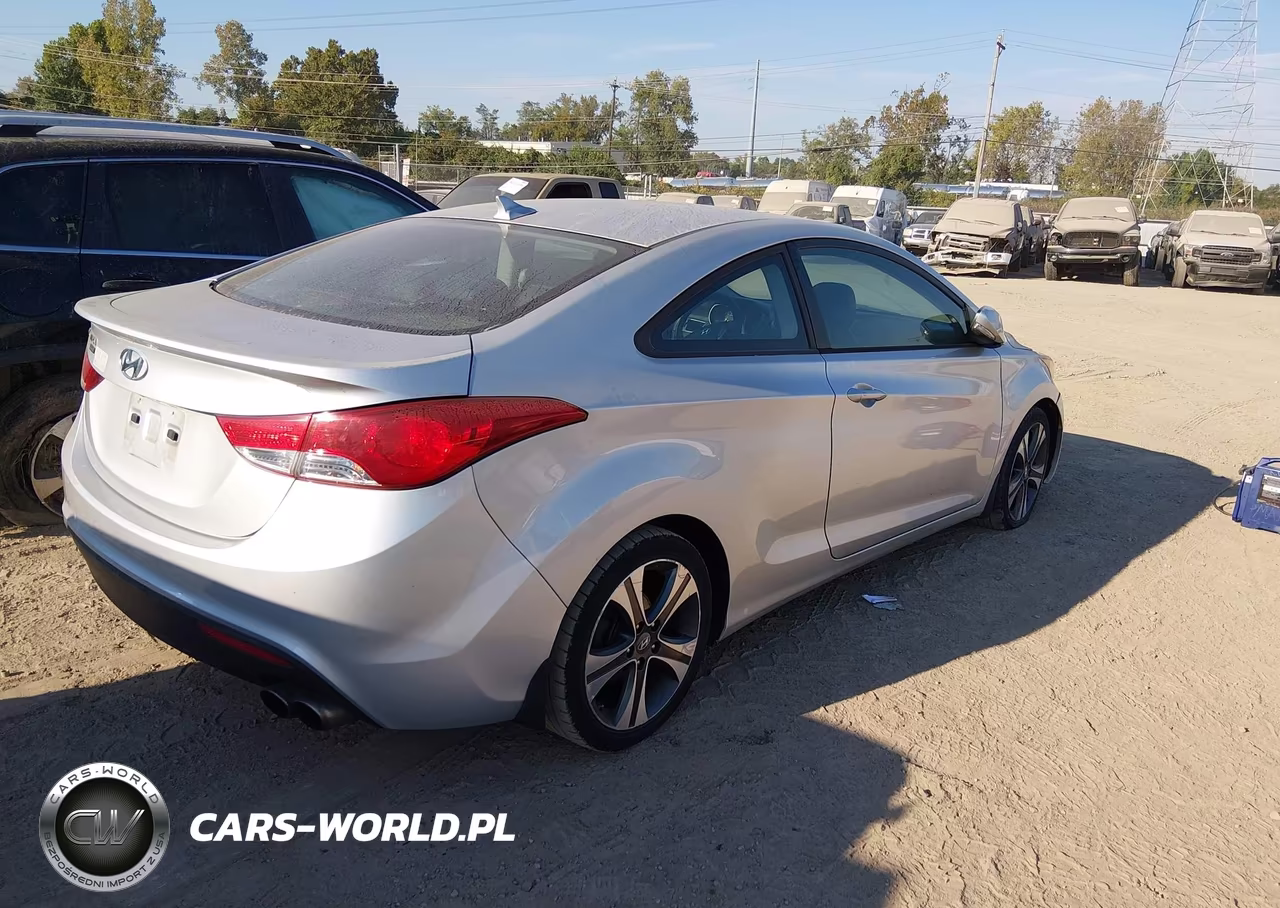 2013 Hyundai Elantra Se VIN:KMHDH6AE9DU012469 - 4