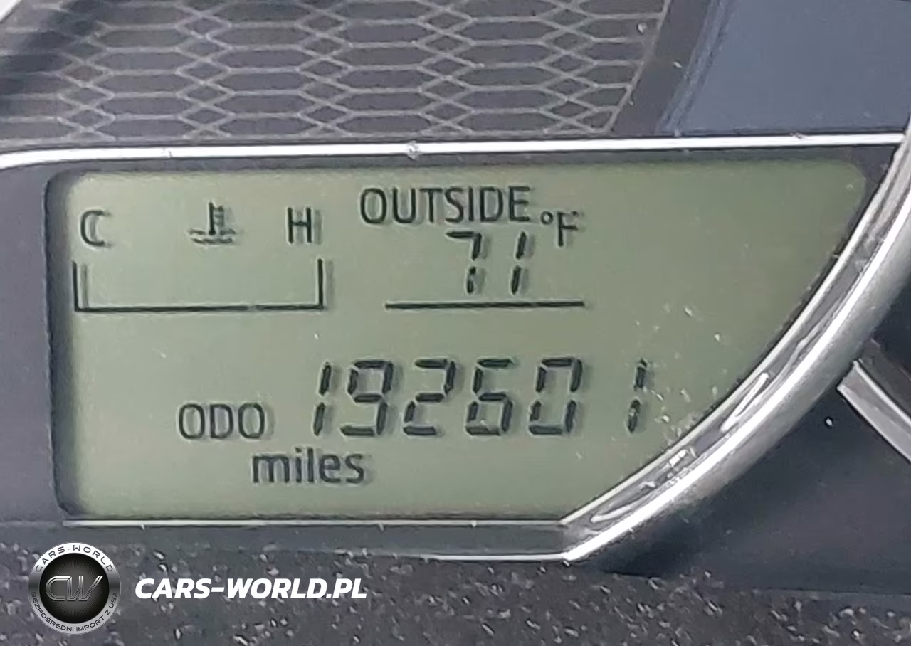 2015 Toyota Corolla Le Plus VIN:2T1BURHEXFC343852 - 15