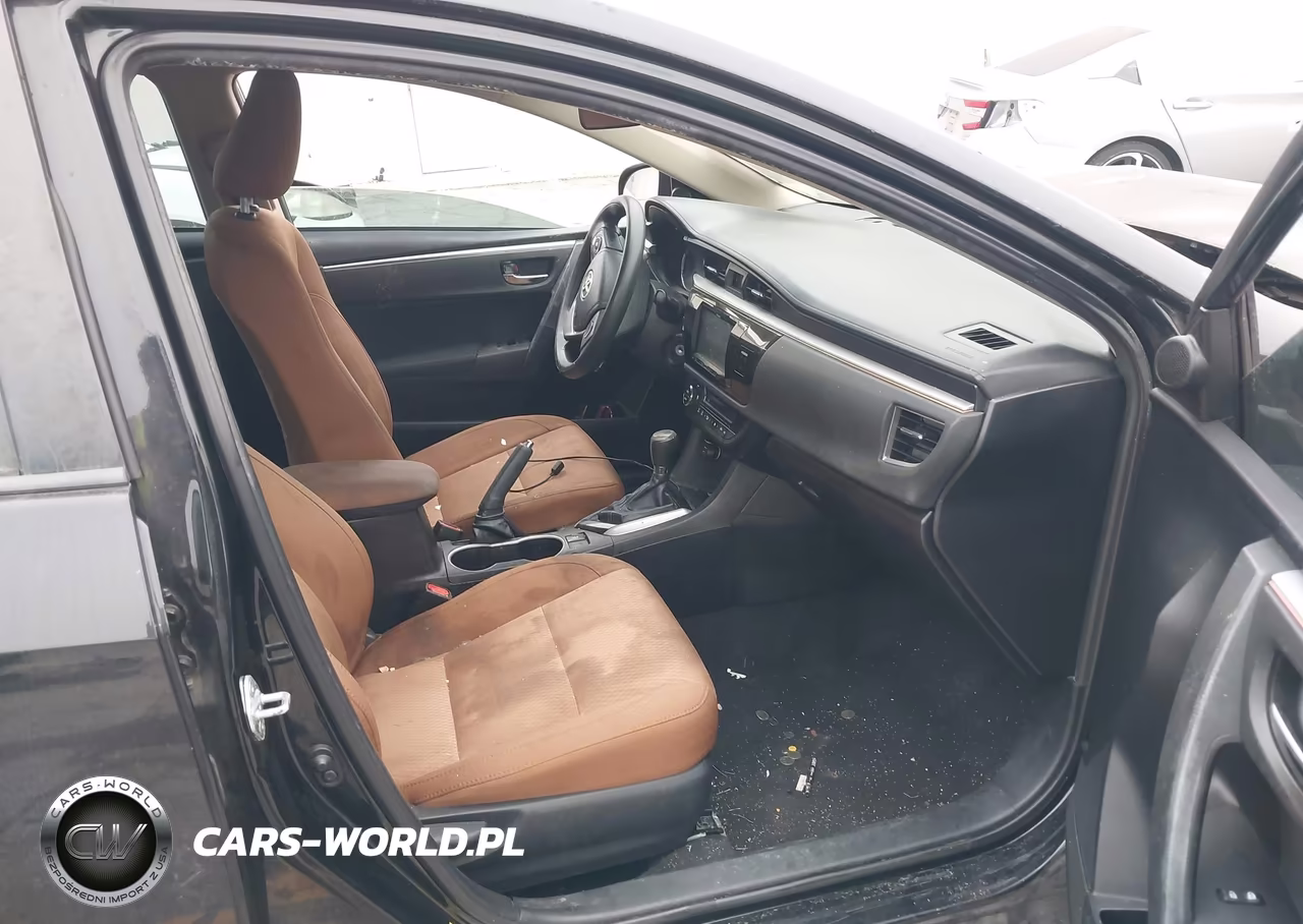 2015 Toyota Corolla Le Plus VIN:2T1BURHEXFC343852 - 5