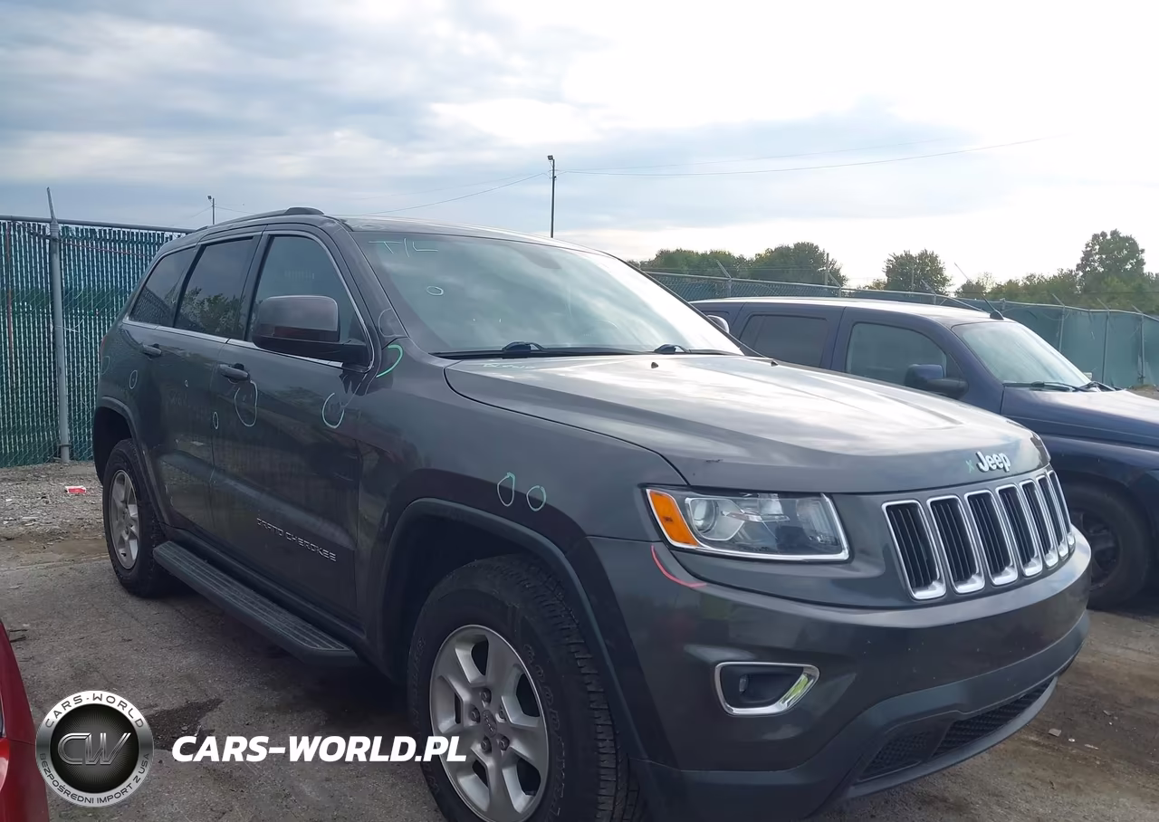 2015 Jeep Grand Cherokee Laredo VIN:1C4RJFAG2FC142313 - 1