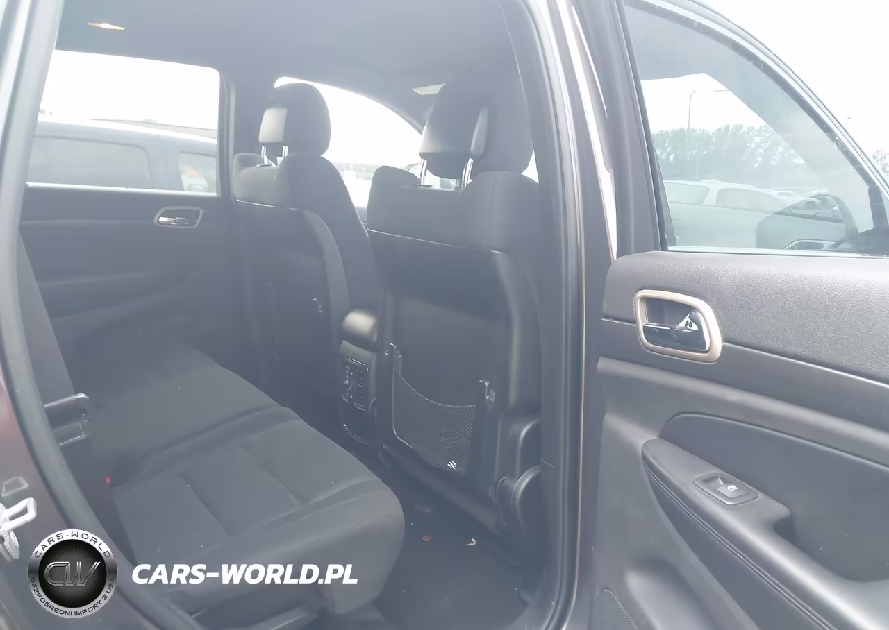 2015 Jeep Grand Cherokee Laredo VIN:1C4RJFAG2FC142313 - 8