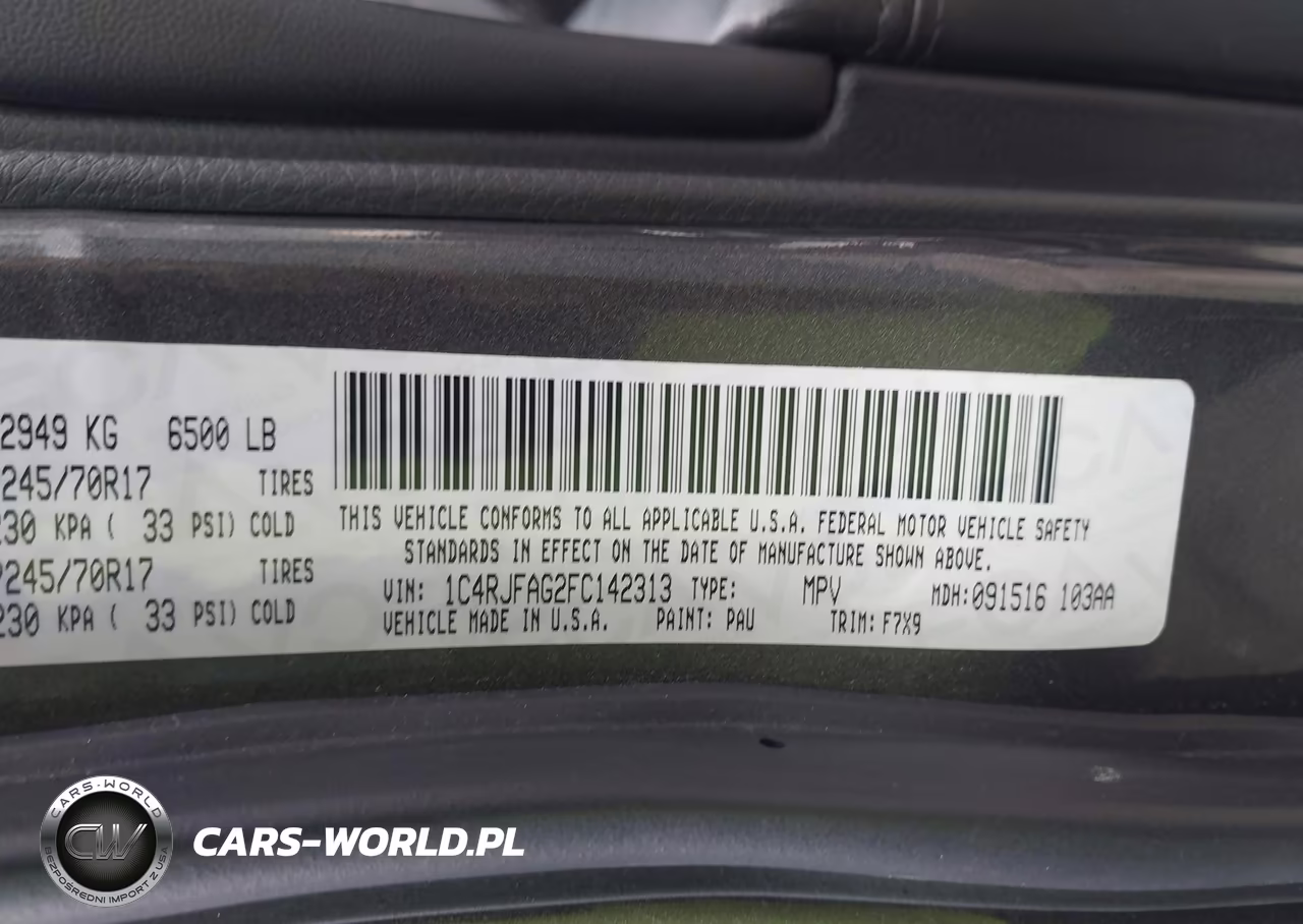 2015 Jeep Grand Cherokee Laredo VIN:1C4RJFAG2FC142313 - 9