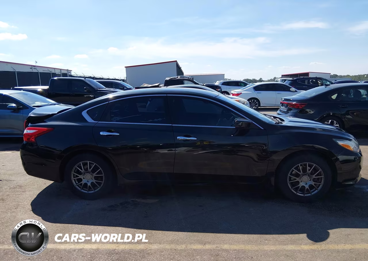 2016 Nissan Altima 2.5 S VIN:1N4AL3AP2GC246443 - 14